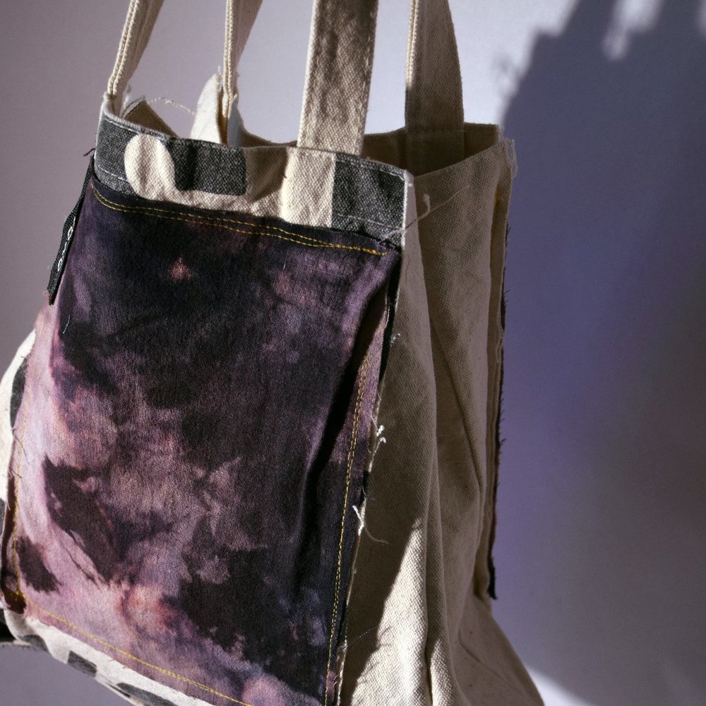 4841452 Amethyst Tote